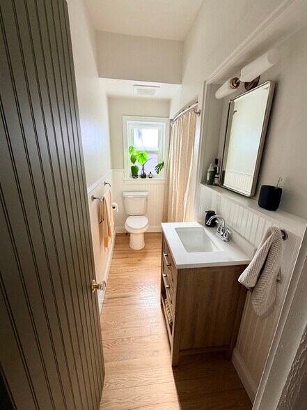 Building Photo - 11 Spring St