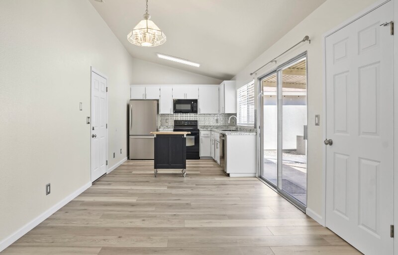 Building Photo - 2032 Cadzand Ct