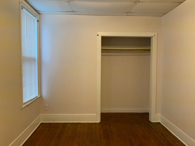 Building Photo - Two Bedroom House in Muskegon