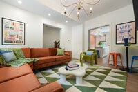 Building Photo - 1816 Rhine St