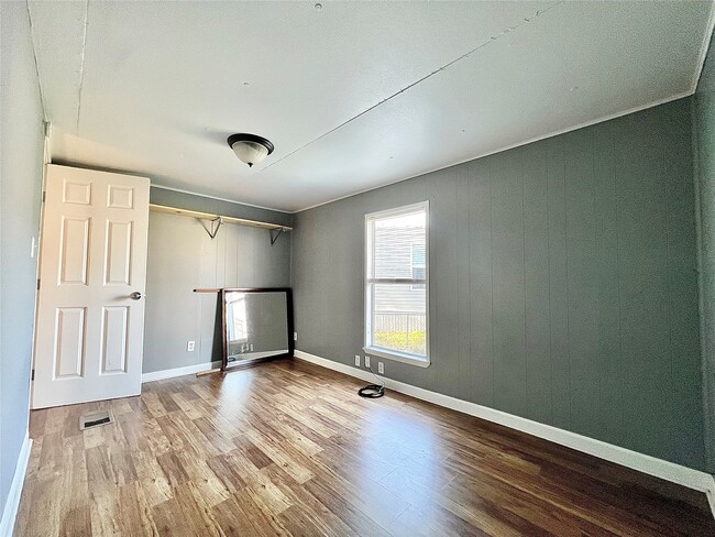 Building Photo - 1508 Darden Dr