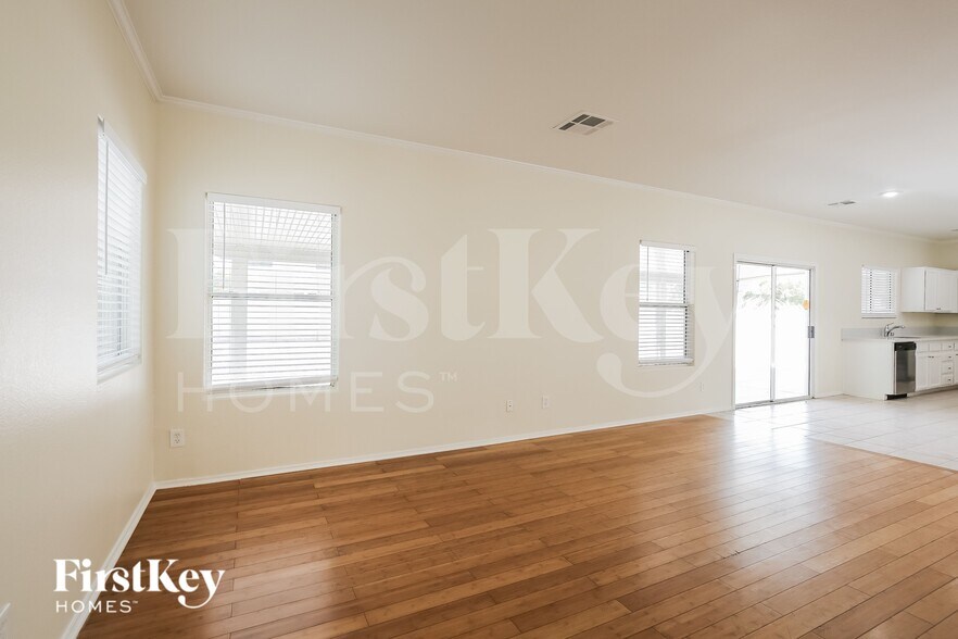 Building Photo - 4817 Quartz Crest St