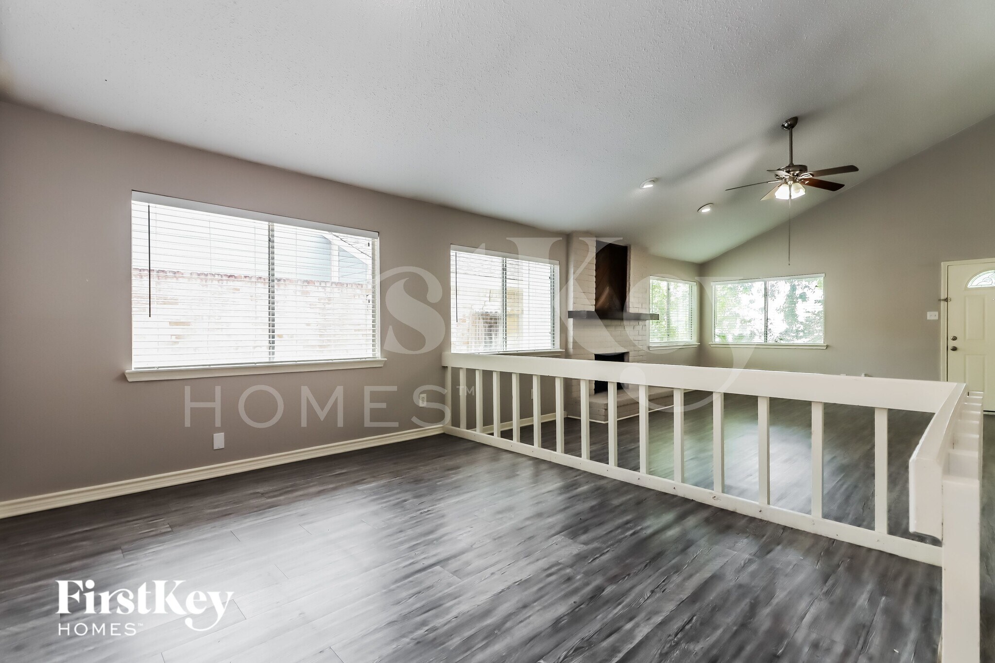 Building Photo - 13830 Walnut Hollow Ln