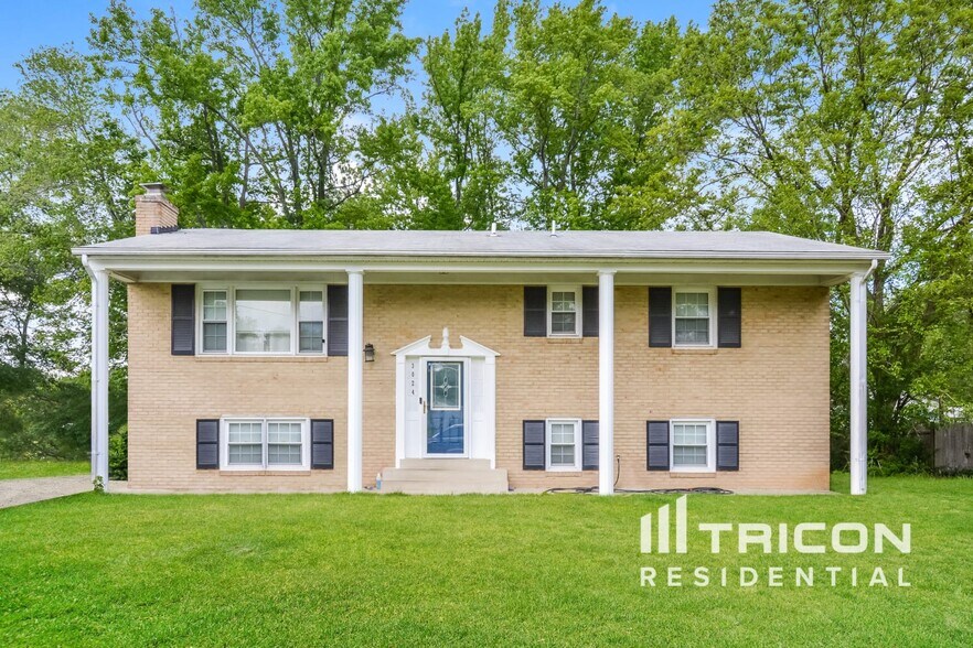 Primary Photo - 3024 Walnut Ln
