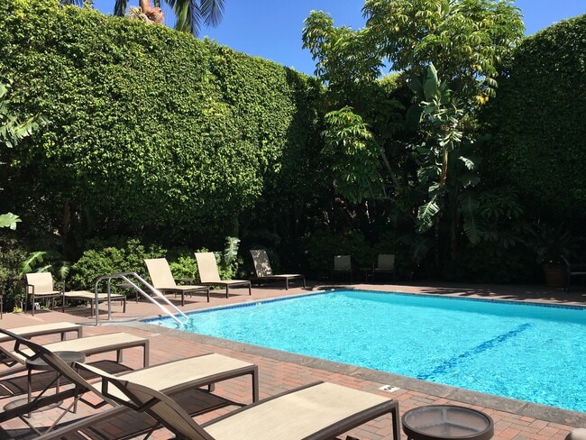 Building Photo - 969 Hilgard Ave