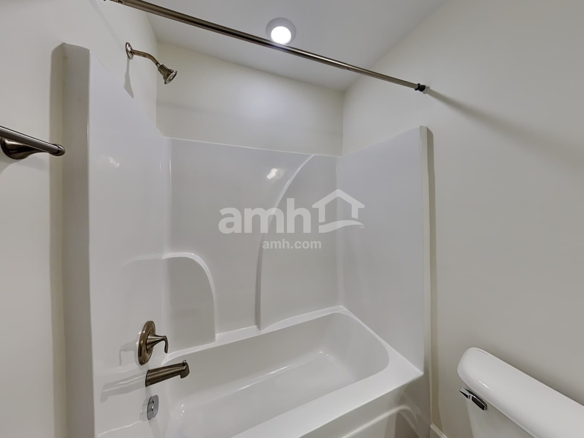 Building Photo - 6013 Trailwater Dr