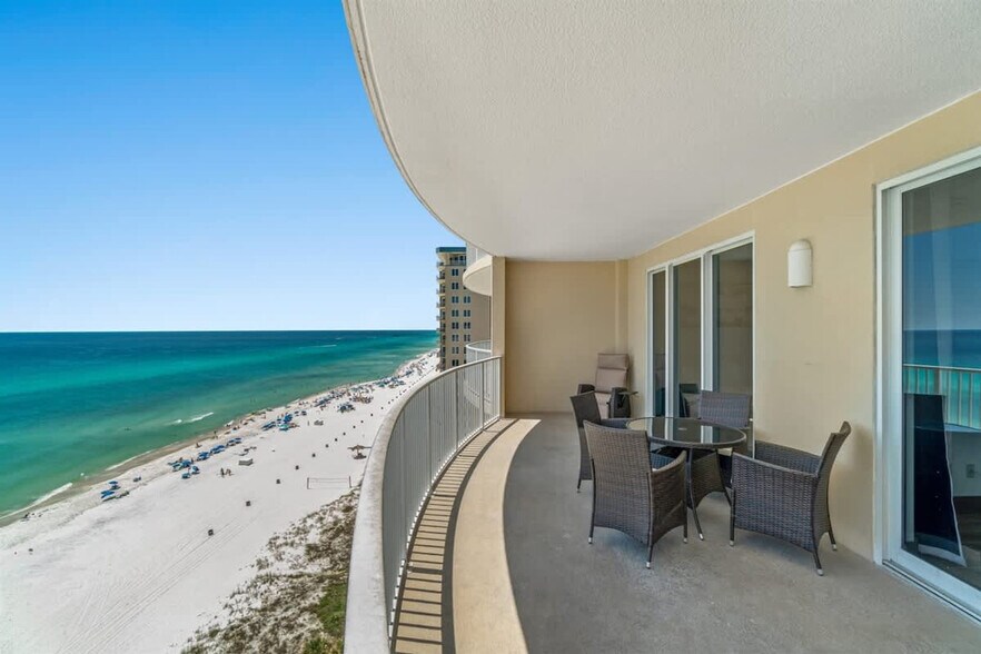 Building Photo - 10625 Front Beach Rd