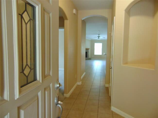 Building Photo - 170 Birdwell Ln