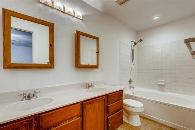 Building Photo - 12933 Dionysus Dr