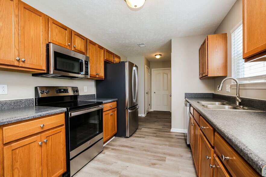 Building Photo - 1111 Nahanee Ct