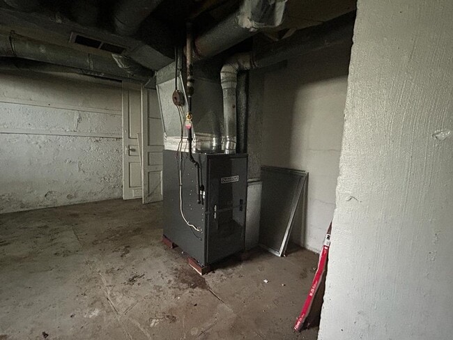 Building Photo - 110 E Galbraith Rd