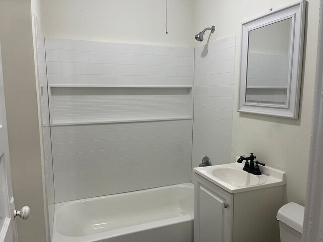 Building Photo - Home for rent!