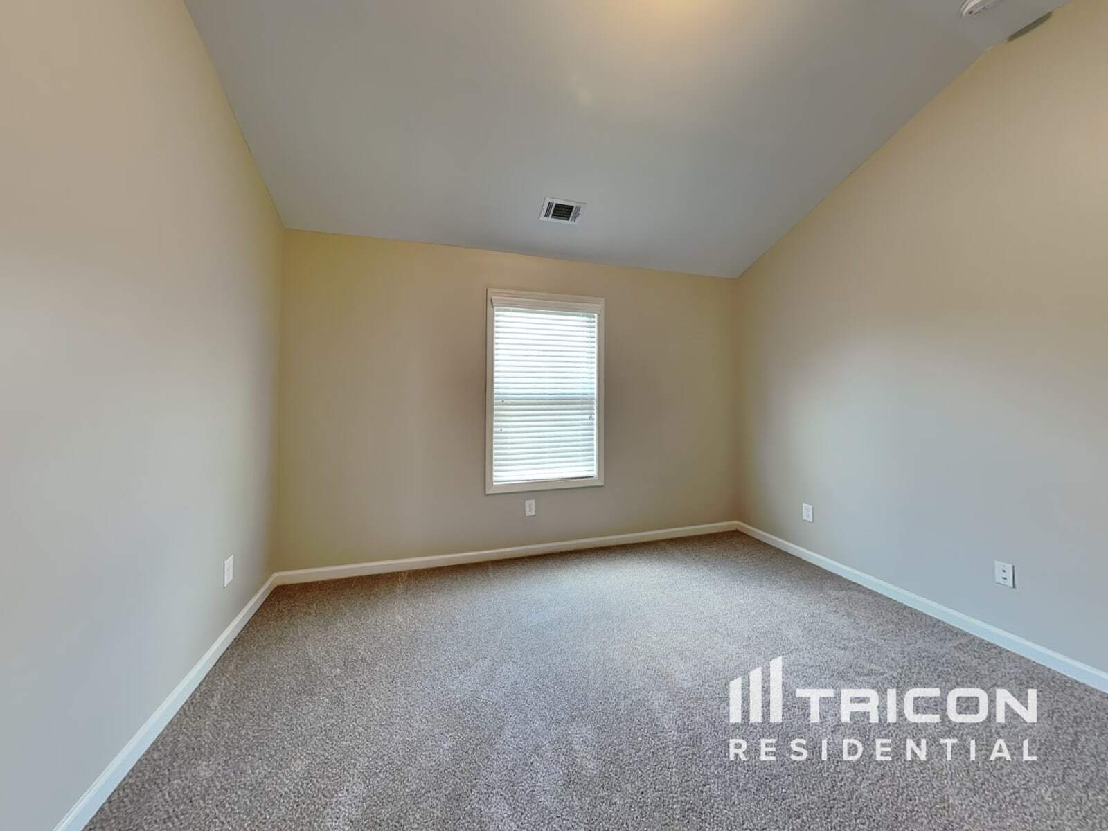 Building Photo - 446 Baylee Ridge Cir