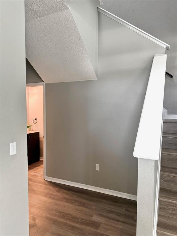 Building Photo - 8427 Blue Rock Dr