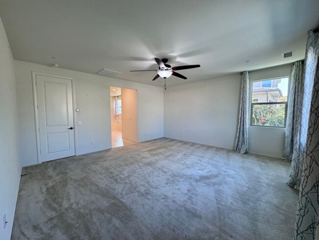Building Photo - 4 bedroom single story Spencers Crossing h...