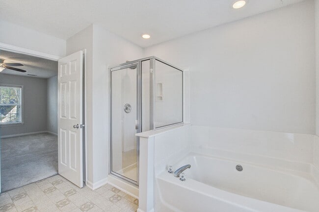 Building Photo - 1547 Clark Sound Cir