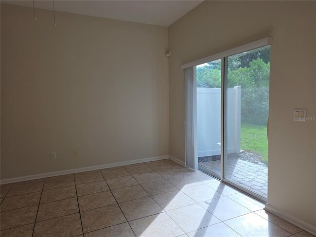 Building Photo - 16661 Cedar Crest Dr