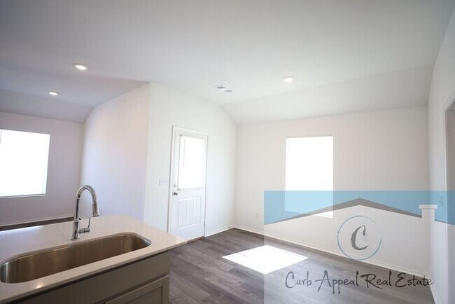 Building Photo - Move in special $800!! New construction in Jonesboro - beautiful 3 bed / 2 bath home - Nettleton!!