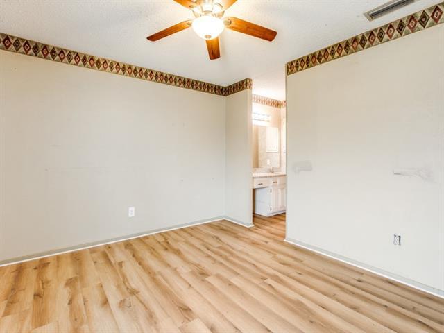 Building Photo - 333 Melrose Dr