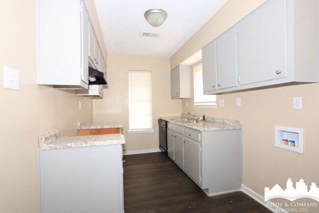 Building Photo - 3445 Beech Grove Rd
