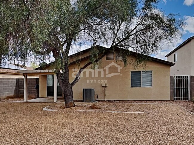 Building Photo - 1212 E Renegade Trl