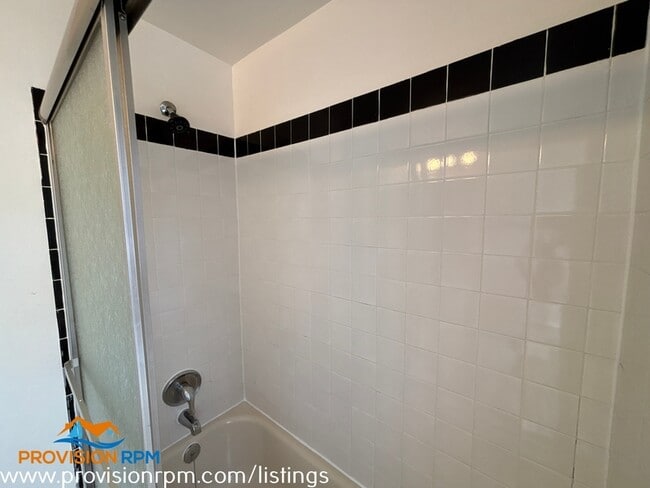 Building Photo - 1890 Arwell Ct