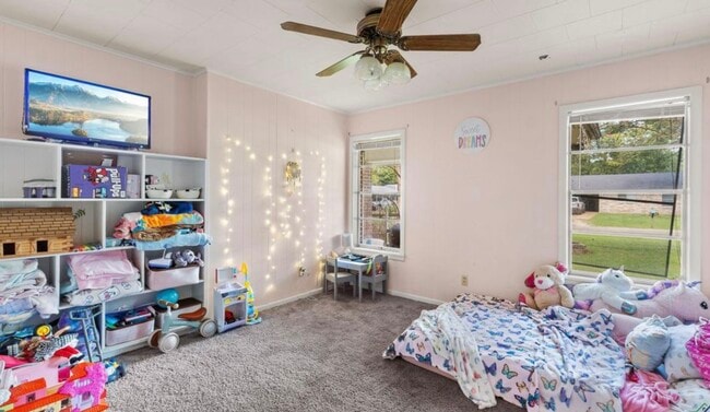 Building Photo - 308 SW Johnson St