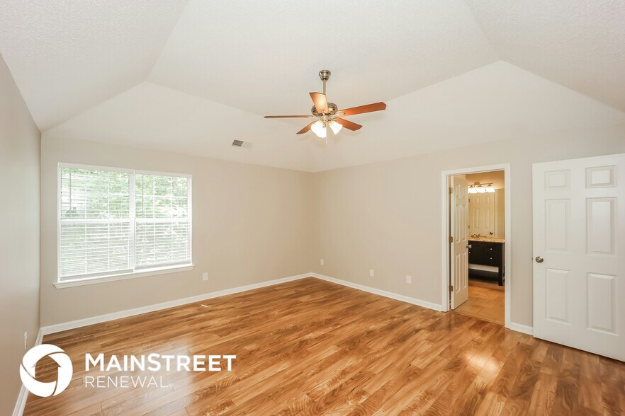 Building Photo - 110 Foster Cir