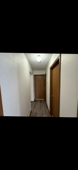 Building Photo - 262 3rd St