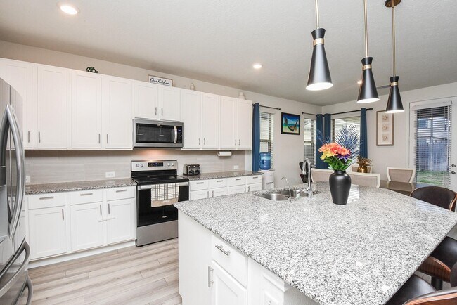 Building Photo - 17250 Texas Willow Dr