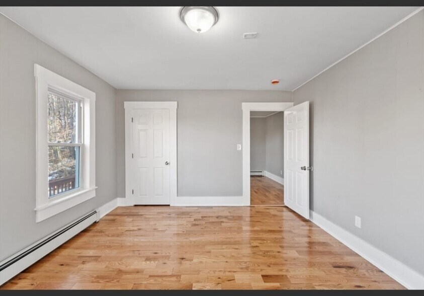 Building Photo - 90 Leighton St