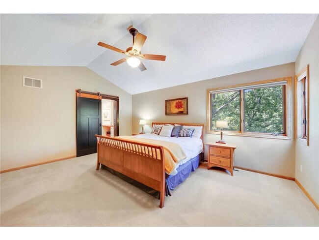 Building Photo - 3757 Bayberry Ln