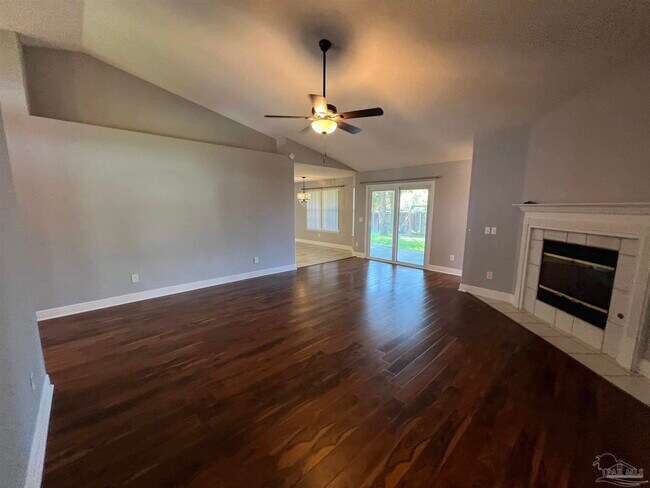 Building Photo - 7951 Amethyst Dr