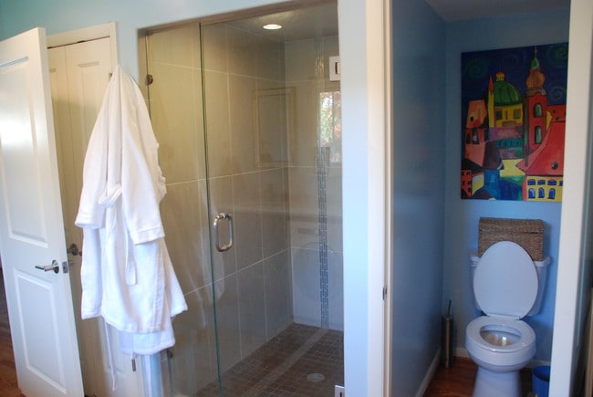 BED 1 BATH - 1146 Meriweather Ave