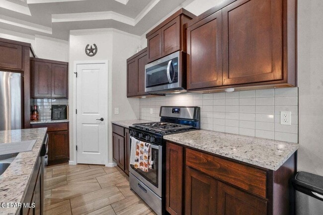 Building Photo - 2158 Enchanted Smt Dr