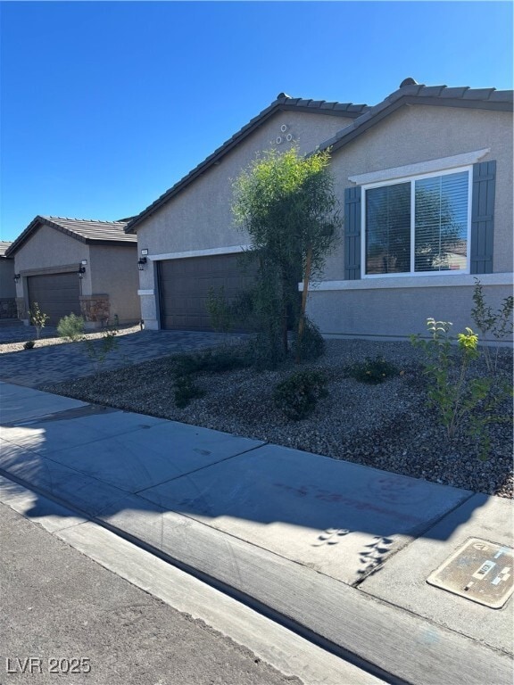 Primary Photo - 4699 Woodland Ave