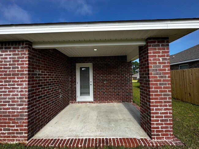 Building Photo - 2551 Arbordale Lp