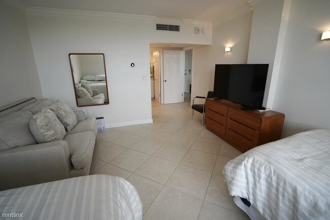 Primary Photo - 2 br, 2 bath Condo - 2851 S Ocean Blvd Apt 5P