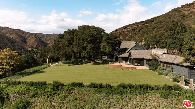 Building Photo - 3100 Mandeville Canyon Rd