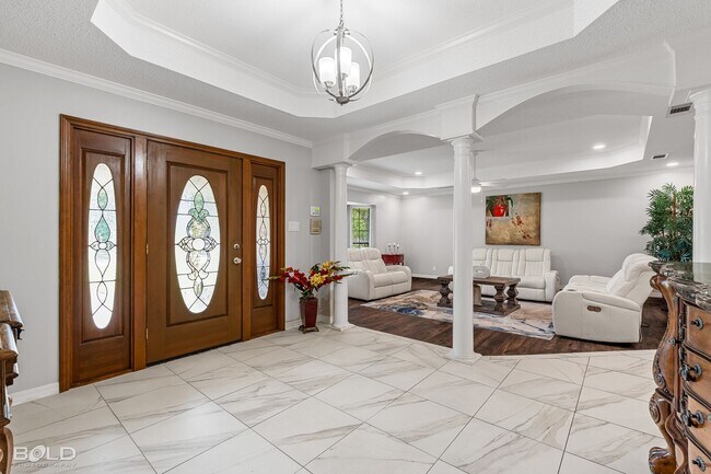 Building Photo - 4 Bedroom 3.5 bath in Greenacres