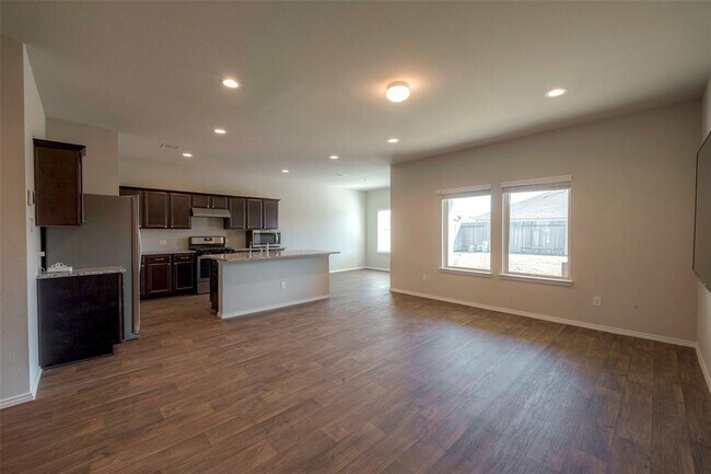 Building Photo - 2318 Georgina Falls Dr