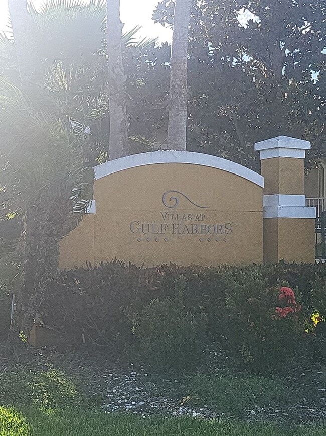 Building Photo - Beautiful Gulf Harbor Villa