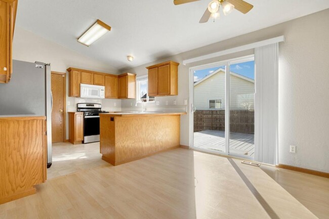 Building Photo - 5799 Aspen View Pl