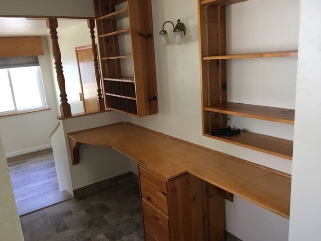 Building Photo - 62 Young Dr