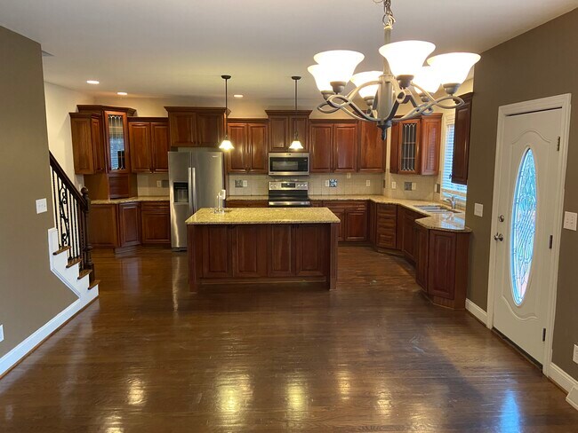 Building Photo - 100 Beacon Hill Pl