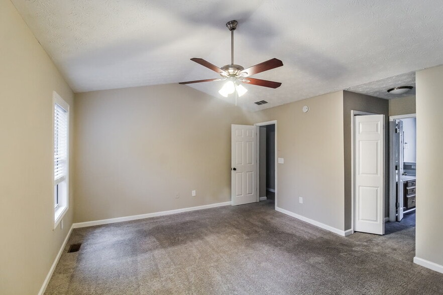 Building Photo - 4090 Bradstone Trace NW