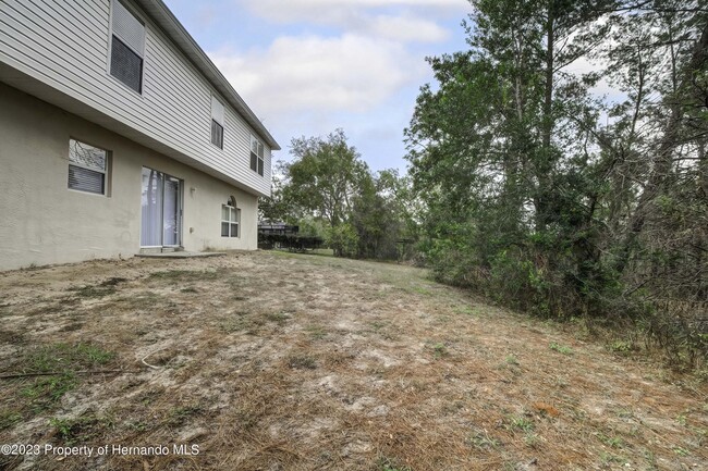 Building Photo - 6322 Grapewood Rd