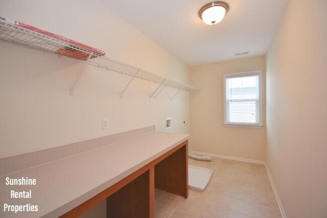Building Photo - 3152 Bramble Glen Dr