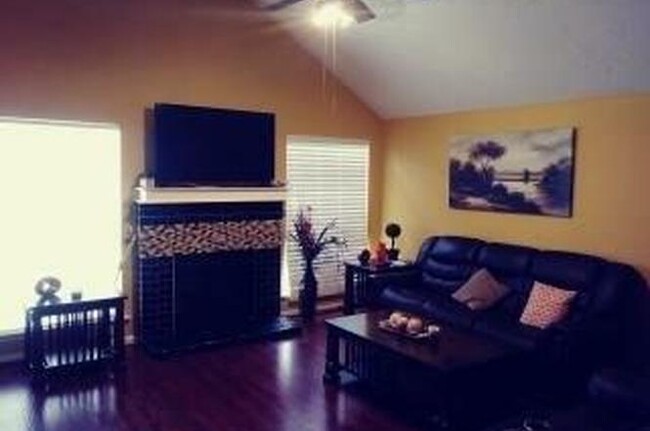 Building Photo - 2410 Sand Plum Dr
