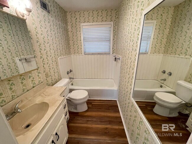 Building Photo - 6621 Purvis Rd